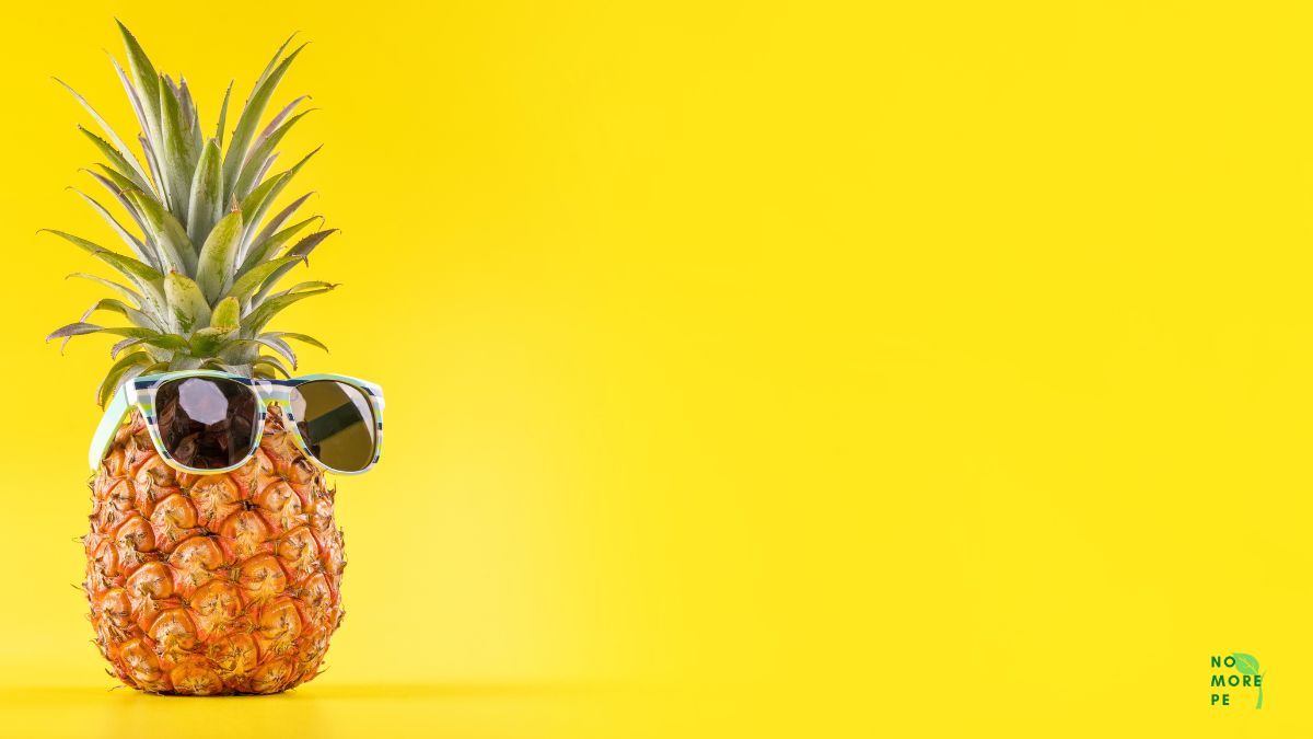 pineapple with glasses