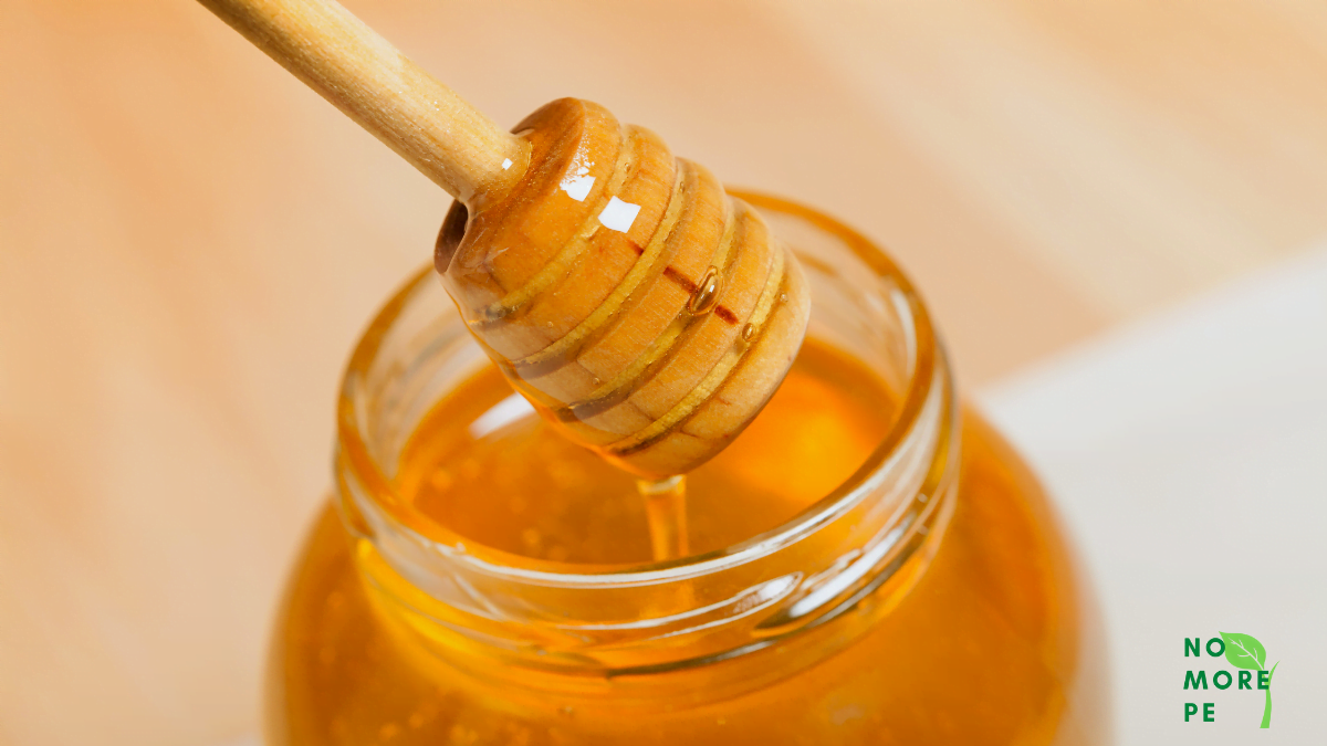 honey in bottle